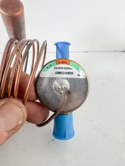 NEW EMERSON R0647 THERMAL EXPANSION VALVE R-22 R-407C OPEN BOX