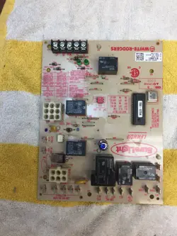 FURNACE CONTROL BOARD EMERSON CARBIDE 50A55-289-05 FRE SHIPPING