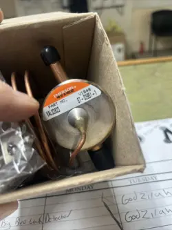 EMERSON EXPANSION VALVE