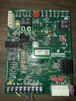 EMERSON 50V51-289-01 FURNACE CONTROL BOARD USED