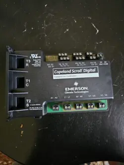 EMERSON COPELAND SCROLL DIGITAL COMPRESSOR CONTROLLER 543-0024-01