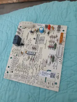 RHEEM EMERSON AIR HANDLER CONTROL BOARD 47-102077-02-04