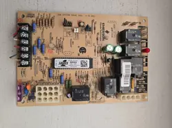 FURNACE CONTROL BOARD CIRCUIT YORK, EMERSON 265902 ,50A56-243-91. SOURCE NUM#270