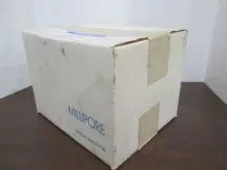 MILLIPORE, WCDSF04L1, WAFERGARD CHEMICAL DISPENSE SYSTEM FP-4 PUMP W/ FILTER NEW