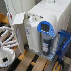Q-POD DISPENSER