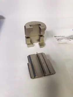 IN.