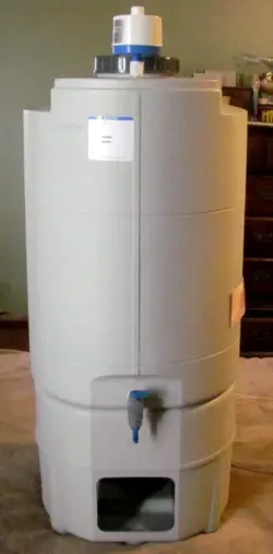 MILLIPORE 60 LITER TANK PE060 W/ STAND