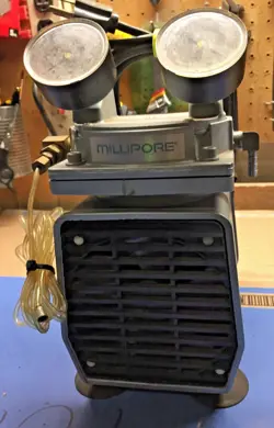 VACUUM PUMP MODEL
