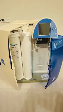 LEAK DETECTOR