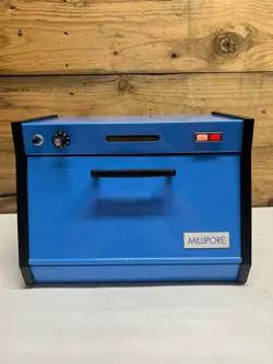 BENCHTOP INCUBATOR