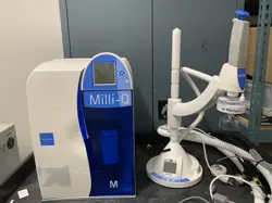 MILLIPORE MILLI-Q ADVANTAGE A10 WATER PURIFICATION SYSTEM Z00Q0V0T0 W/ Q-POD