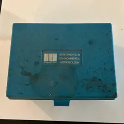VINTAGE MILLIPORE EXPERIMENTS IN ENVIRONMENTAL MICROBIOLOGY SCIENCE KIT