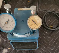 MILLIPORE VACUUM PUMP - MODEL XX5500000