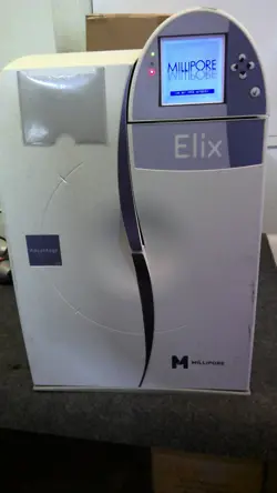 MILLIPORE ELIX ADVANTAGE 10 WATER PURIFICATION SYSTEM TURNS ON