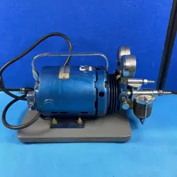 MILLIPORE XX6000000 ROTARY VANE PORTABLE VACUUM PUMP