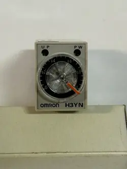 OMRON H3YN-2 TIMER