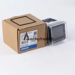 ONE NEW OMRON E5CC-QX3A5M-000 DIGITAL TEMPERATURE CONTROLLER MULTI RANGE