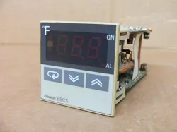 OMRON E5CS-Q1KJX-F TEMPERATURE CONTROLLER