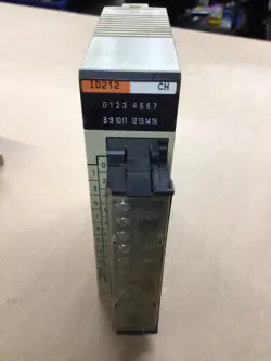 OMRON C200H-ID212 16 POINT 24V DC INPUT MODULE #4050I143