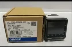 TEMPERATURE CONTROLLER 100-240VAC ONE NEW IN BOX OMRON E5CC-RX2ASM-800