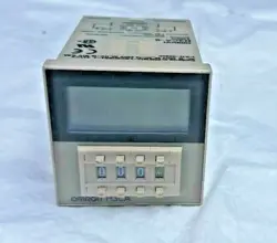 OMRON H3CA-8 TIMER 100/110/120 VAC
