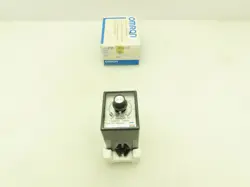 OMRON STP-NMD-US SUBMINY TIMER 110V 12 SECOND