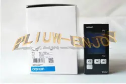 ONE OMRON TEMPERATURE CONTROLLER E5EZ-Q3T 100-240VAC NEW IN BOX