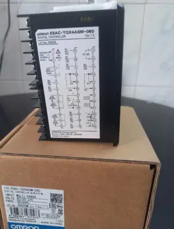 OMRON E5AC-TQX4ASM-080 TEMPERATURE CONTROLLER 100-240VAC BRAND NEW FREE SHIP