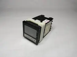 OMRON E5CZ-Q2 TEMPERATURE CONTROLLER