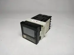 OMRON E5CN-Q2HBT TEMPERATURE CONTROLLER