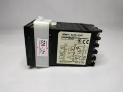 OMRON E5CN-Q2HBT TEMPERATURE