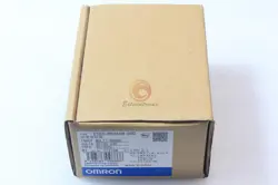 NEW 1PC OMRON E5EC-RR2ASM-800 100-240VAC TEMPERATURE CONTROLLER