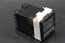 ONE OMRON E5CN-C2T 100-240VAC TEMPERATURE CONTROLLER NEW