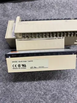3X OMRON SRT2-ID16-1