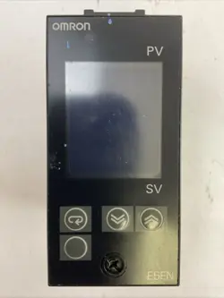 OMRON E5EN-R3MTC-500 TEMPERATURE CONTROLLER 100-240VAC 50/60HZ 9VA