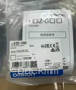 NEW OMRON E3Z-G82
