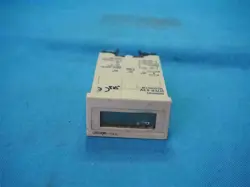 TACHOMETER