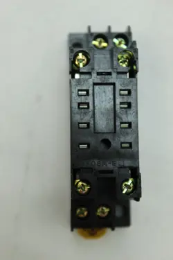 OMRON PYF08A-E