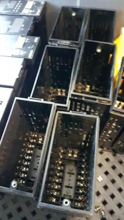 DIGITAL CONTROLLER 100-240VAC
