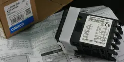 OMRON E5CN-Q2MT-500 BASIC