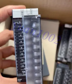 CJ1W-INT01 INPUT UNIT