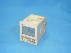 OMRON H5CR TIMER W/ BREAKAGE 
