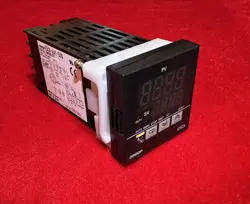 OMRON E5CK-AA1-500 24