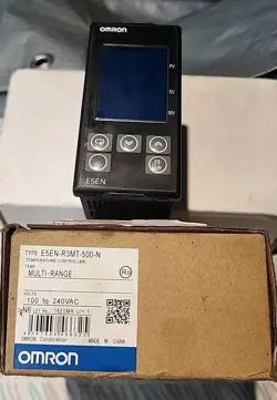 E5EN-R3MT-500-N TEMPERATURE CONTROLLER