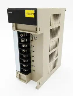 OMRON C200HW-PD024 50W 24VDC POWER SUPPLY UNIT - COVER FLAP MISSING! -USED-