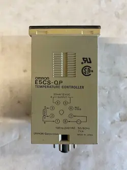 OMRON E5CS-QP TEMPERATURE CONTROLLER