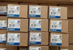 1PC NEW OMRON E5EC-PR2ASM-804 TEMPERATURE CONTROLLER 100-240VAC BRAND