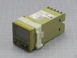 OMRON H5CR-B DIGITAL TIMER T214551