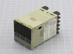 OMRON E5CSV-R1KJ-W TEMPERATURE CONTROL T218044