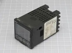 OMRON E5CN-R2MT-500 DIGITAL TEMPERATURE CONTROLLER T202554